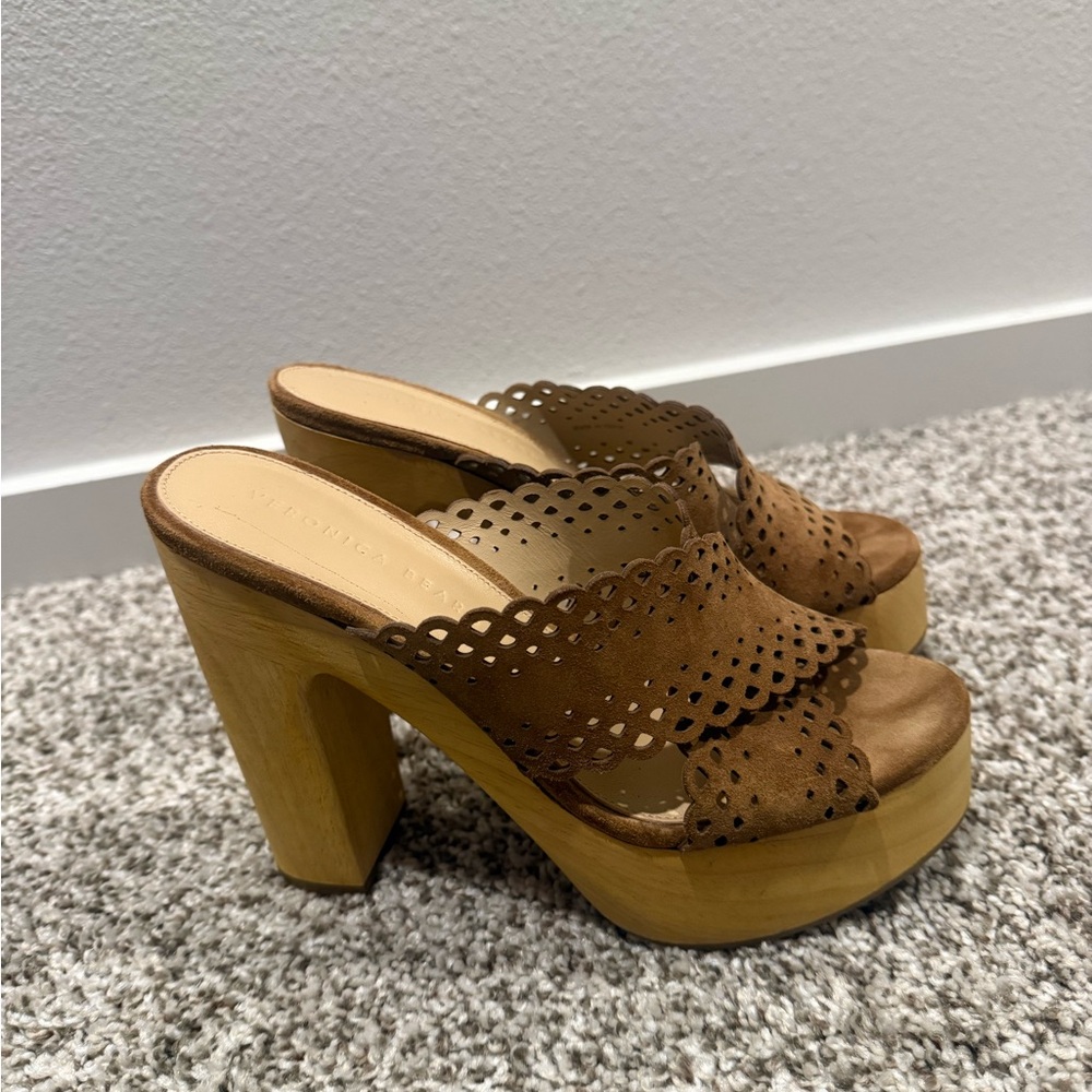 Gaynor Veronica Beard Tan Cutout Platform Mules